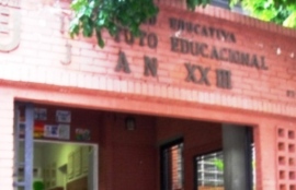 Colegio Juan XXIII (fachada)