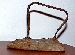Plancha de hierro usada en el campo, en tiempos de antao